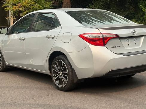 Used 2014 Toyota Corolla S w/ Driver Convenience Package FWD image 8