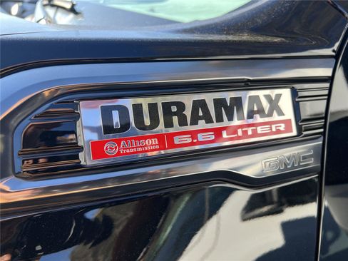 Used 2023 GMC Sierra 2500 AT4 w/ Gooseneck/5TH Wheel Package image 9