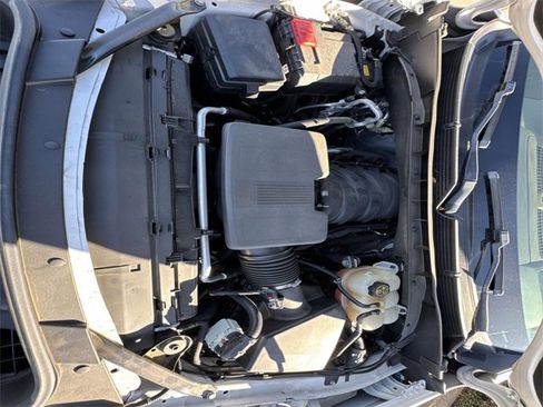 Used 2022 GMC Yukon XL Denali image 10