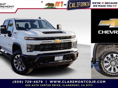 Used 2025 Chevrolet Silverado 2500 Custom w/ Custom Value Package AWD/4WD image 1