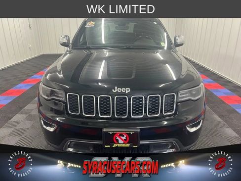 Used 2022 Jeep Grand Cherokee Limited w/ Trailer Tow Group IV AWD/4WD image 8