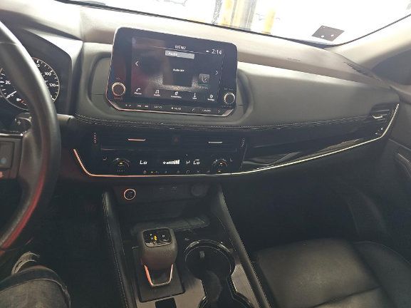 Used 2023 Nissan Rogue SL AWD/4WD image 11
