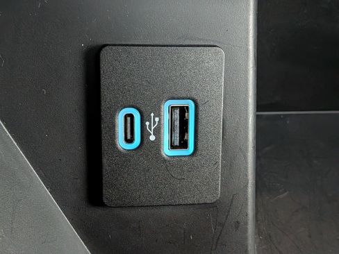 Certified 2024 Ford F150 Lariat w/ FX4 Off-Road Package image 27