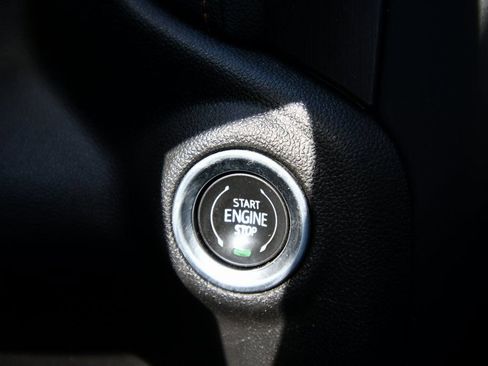 Used 2021 GMC Sierra 1500 AT4 w/ AT4 Preferred Package AWD/4WD image 25