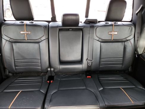 Used 2024 Ford F350 Platinum w/ FX4 Off-Road Package image 25