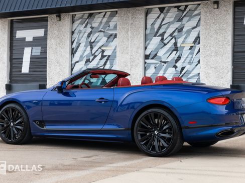 Used 2022 Bentley Continental GT Speed image 12