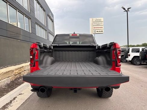 Used 2025 RAM 1500 Big Horn AWD/4WD image 5