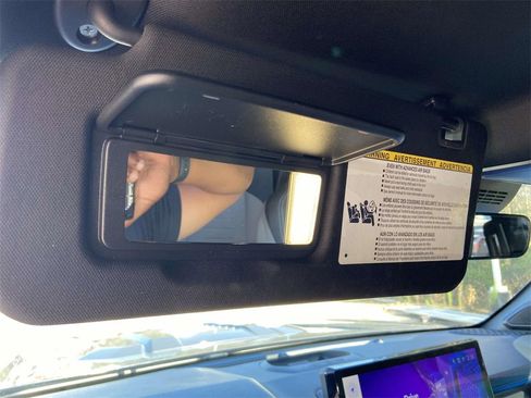 Used 2024 Toyota Tacoma TRD Sport image 27