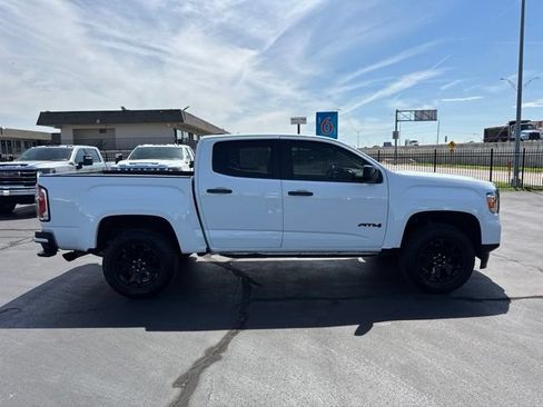 Used 2022 GMC Canyon AT4 AWD/4WD image 2