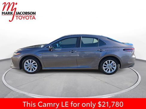 Used 2024 Toyota Camry LE image 14
