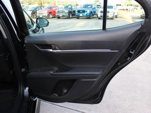 Used 2023 Toyota Camry SE image 22