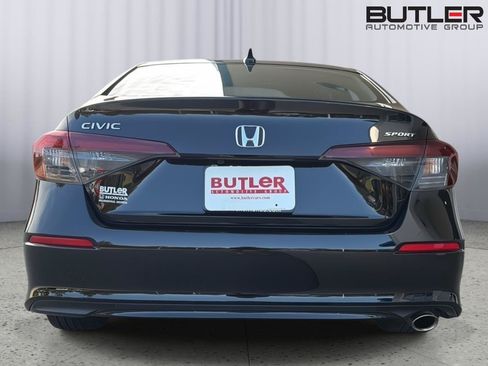 Used 2025 Honda Civic Sport image 5