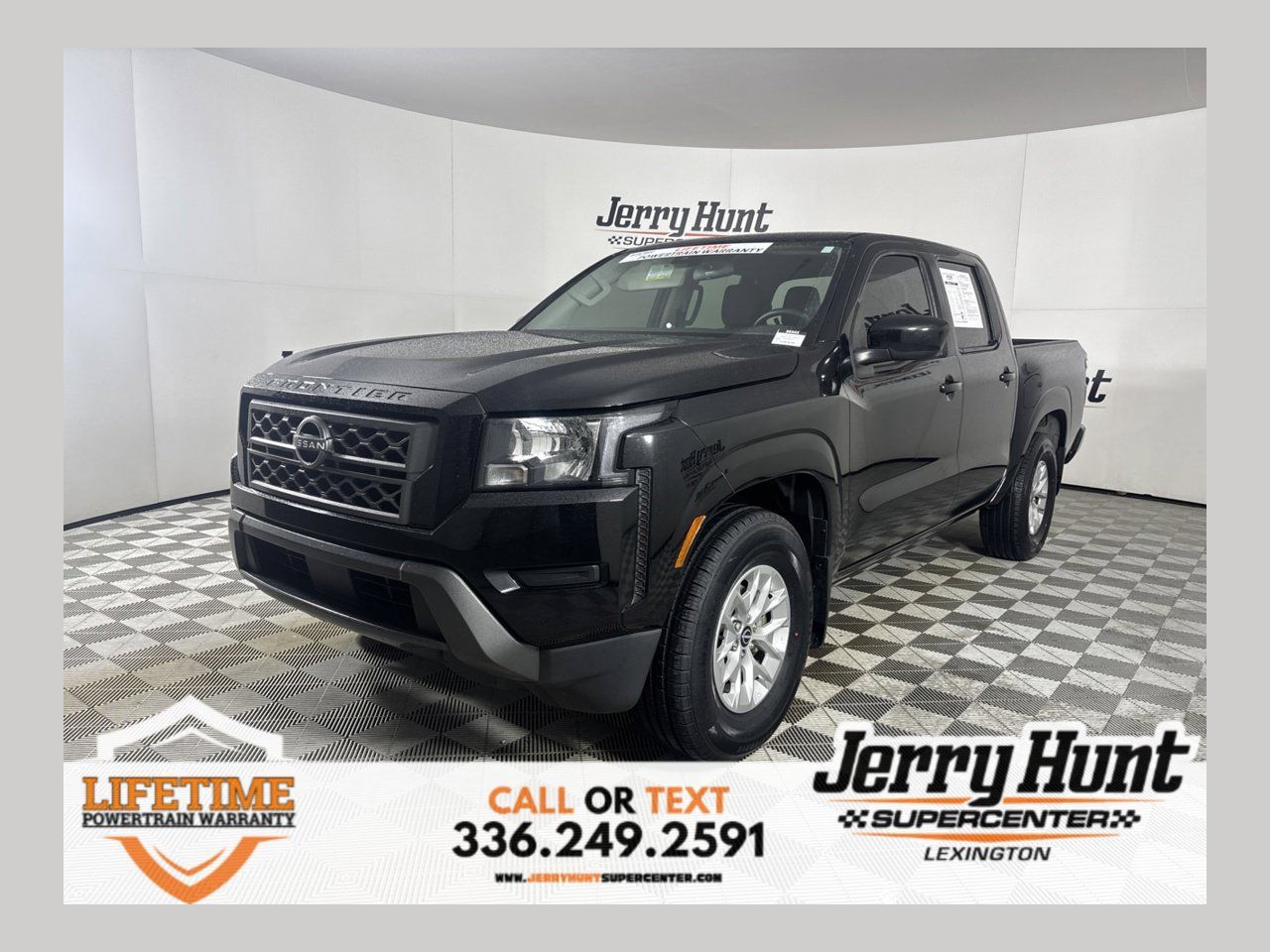 Used 2024 Nissan Frontier SV w/ Technology Package RWD image 1