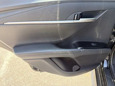 Used 2025 Toyota Camry LE FWD image 17