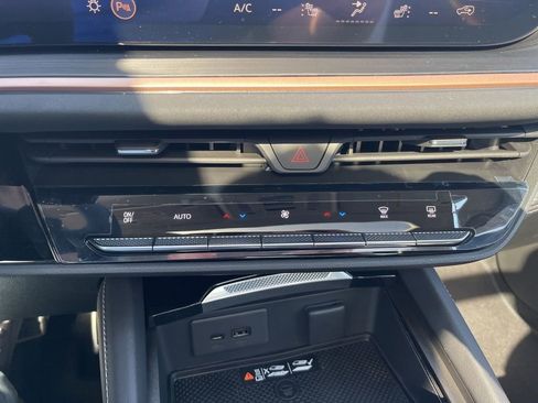 New 2026 Buick Envision Sport Touring image 38