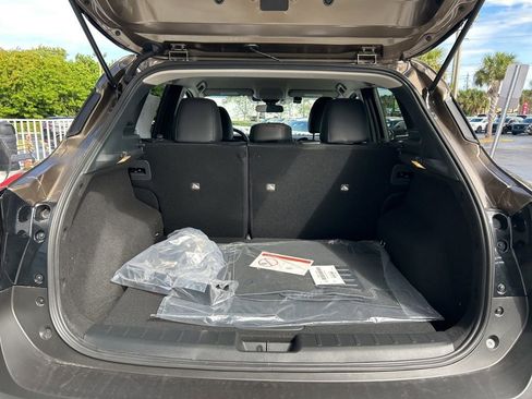 New 2026 Nissan Kicks SR image 44