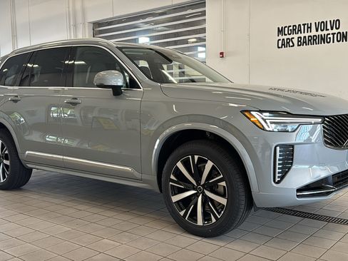 New 2026 Volvo XC90 B5 Core AWD/4WD image 3