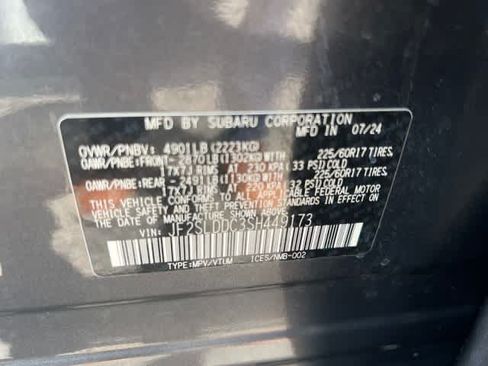 Used 2025 Subaru Forester Premium AWD/4WD image 16