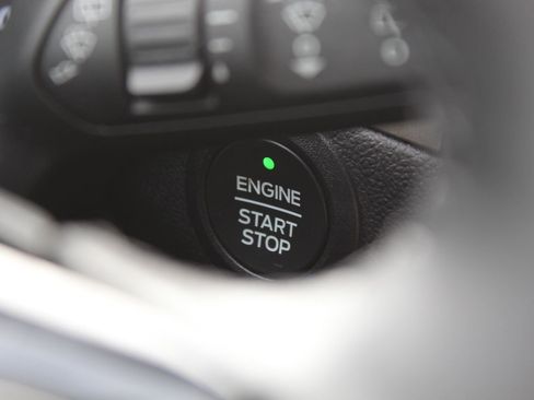 Used 2022 Ford Escape SEL image 21