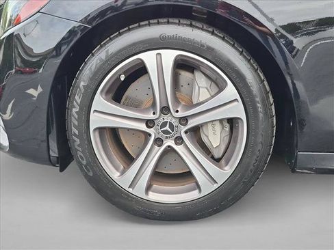 Used 2020 Mercedes-Benz E 450 4MATIC Wagon image 25