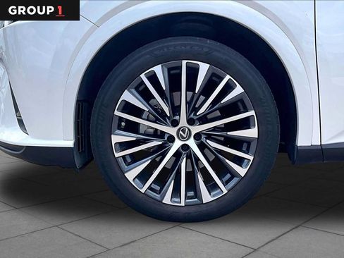 Used 2023 Lexus RX 350 Premium Plus w/ Cold Area Package FWD image 9