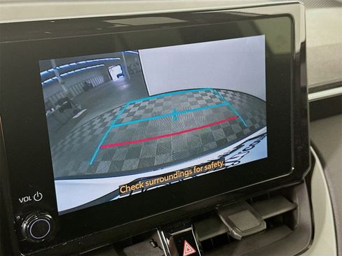 Certified 2024 Toyota Corolla Cross SE image 14