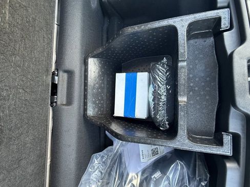 Used 2025 Volvo EX90 Ultra image 7