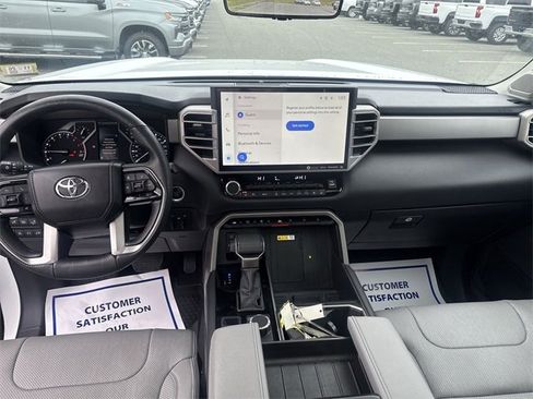 Used 2023 Toyota Tundra Limited image 21