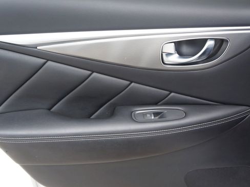 Used 2018 INFINITI Q50 Sport image 28