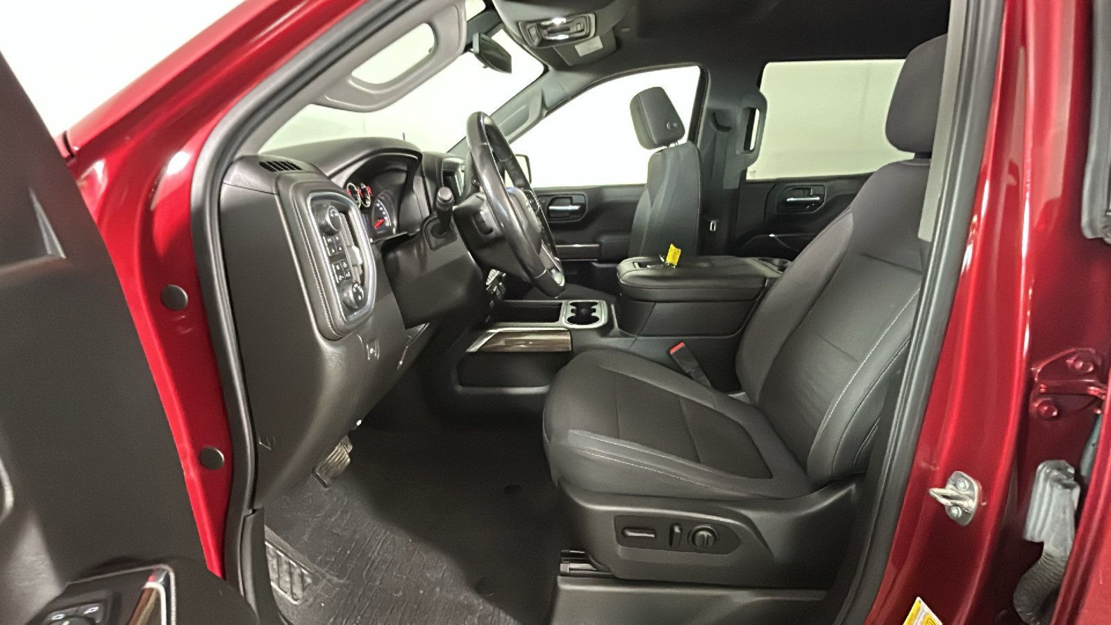 Used 2020 Chevrolet Silverado 1500 LT Trail Boss AWD/4WD image 13