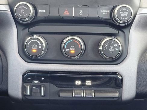 Used 2024 RAM 2500 Big Horn image 24