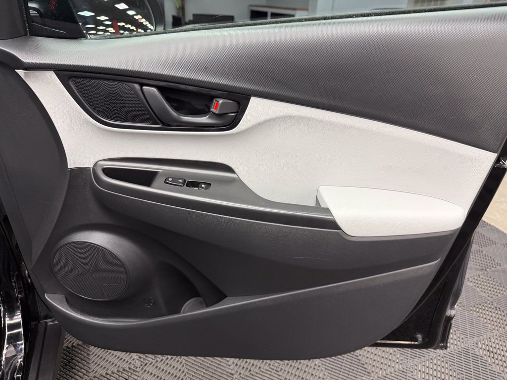 Used 2022 Hyundai Kona SEL w/ Cargo Package FWD image 53