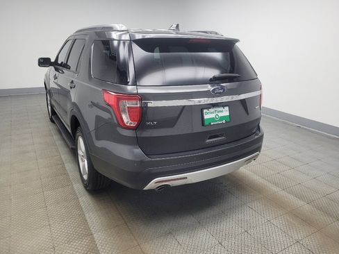 Used 2017 Ford Explorer XLT AWD/4WD image 5