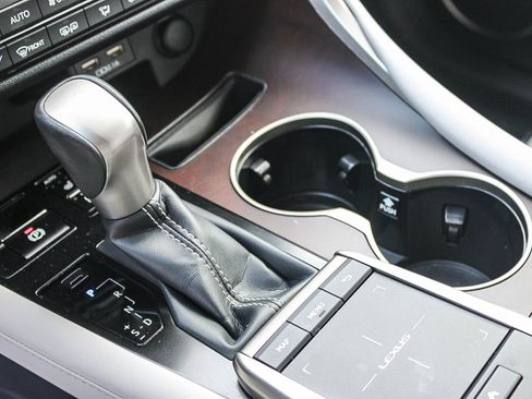 Used 2020 Lexus RX 450h AWD w/ Premium Package image 20