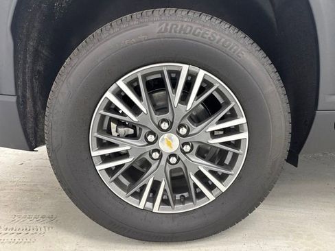 New 2026 Chevrolet Traverse LT w/ Driver Confidence Package FWD image 34