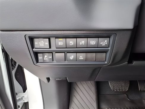 New 2025 Toyota Tundra Platinum AWD/4WD image 16