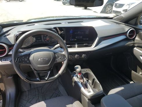 Certified 2024 Chevrolet Trax RS w/ Driver Confidence Package FWD image 27