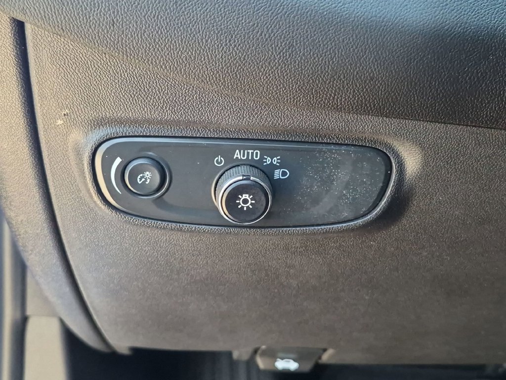 Used 2024 Chevrolet Equinox LT AWD/4WD image 18