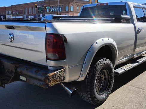 Used 2011 RAM 2500 Laramie w/ Cold Weather Group AWD/4WD image 6