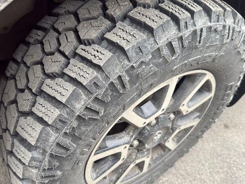 Used 2018 Toyota Tundra Limited image 6