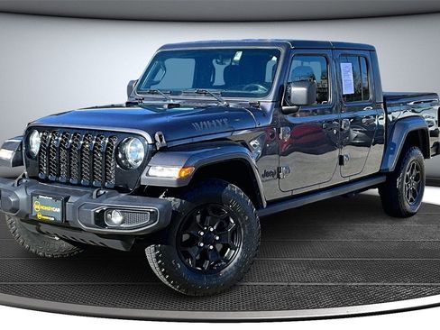Used 2021 Jeep Gladiator Willys image 3