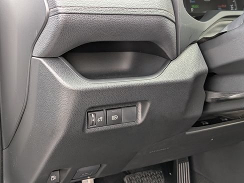 Certified 2025 Toyota RAV4 LE AWD/4WD image 16