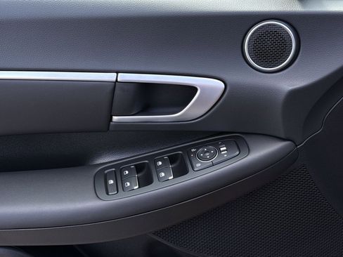 Certified 2024 Hyundai Sonata SEL FWD image 15