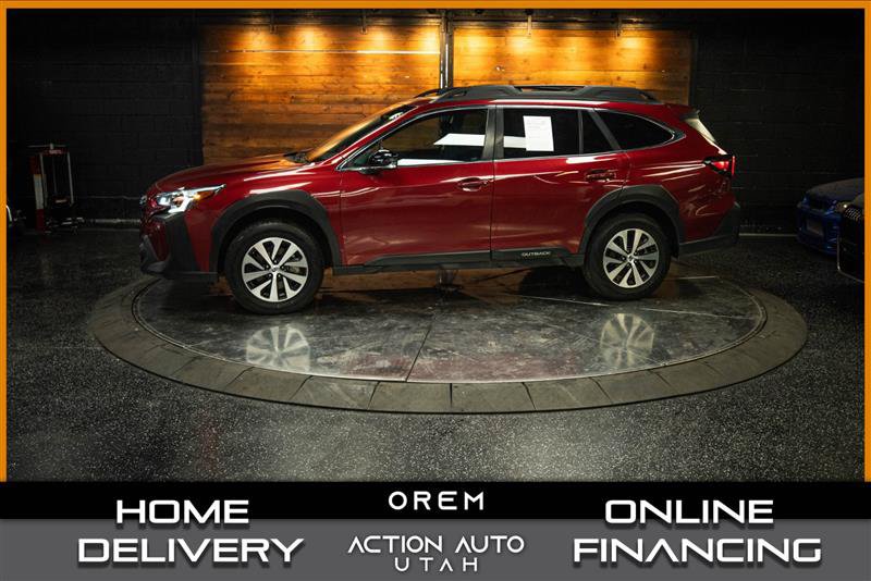 Used 2025 Subaru Outback Premium AWD/4WD image 1