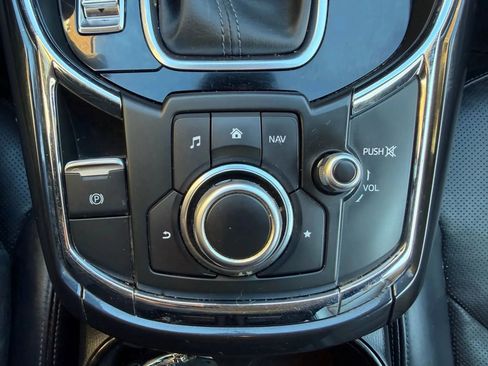 Used 2017 MAZDA CX-9 Touring image 23