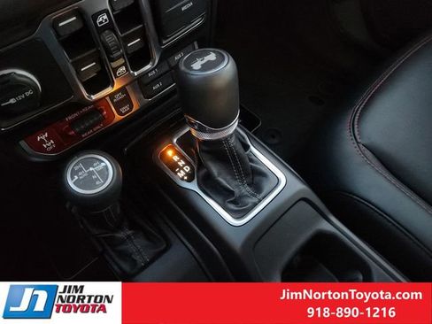 Used 2024 Jeep Wrangler Unlimited Rubicon image 22