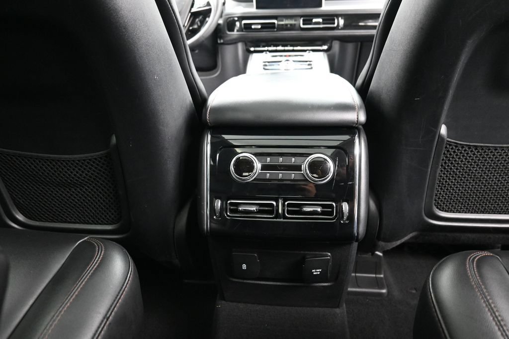 Used 2022 Lincoln Aviator AWD w/ Premium Package image 25
