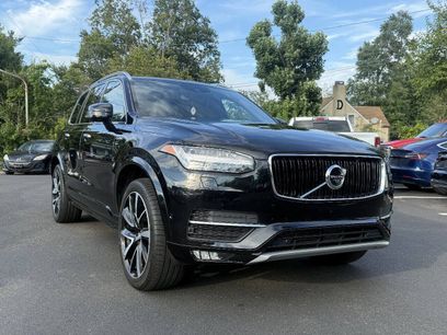 Used 2018 Volvo XC90 T6 Momentum w/ Convenience Package