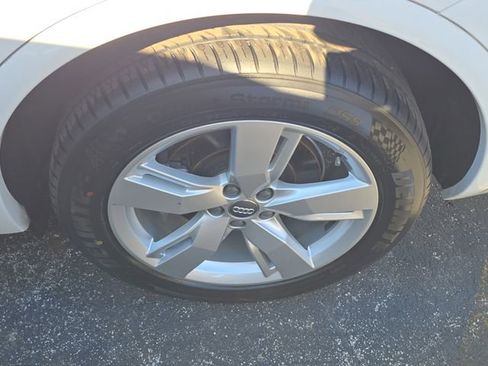 Used 2018 Audi Q5 2.0T w/ Premium Plus Package image 7