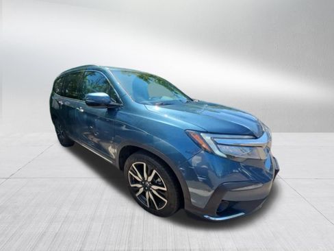 Used 2021 Honda Pilot Touring image 3